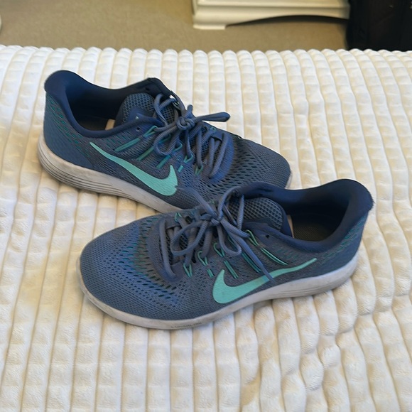 Nike Lunarglide 8 in Ocean Fog - Picture 2 of 4
